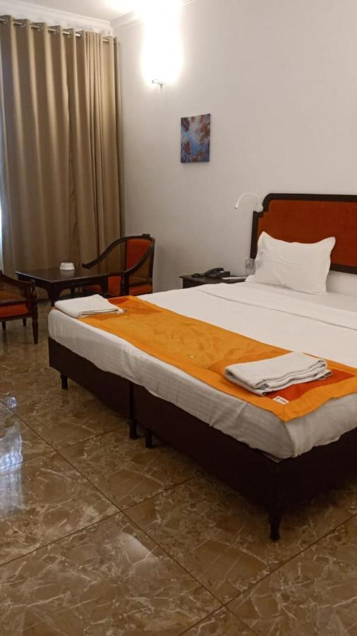 Ats Willingdon Hotel Kochi Kültér fotó