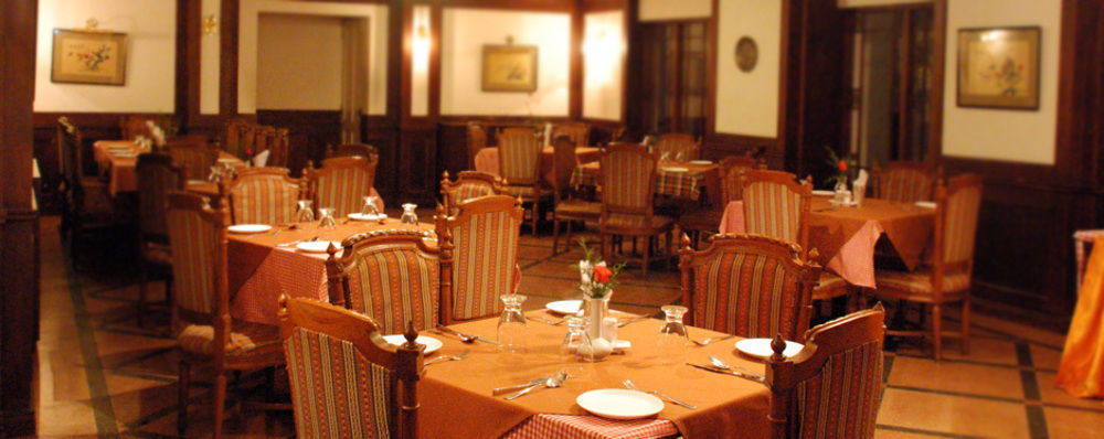 Ats Willingdon Hotel Kochi Kültér fotó