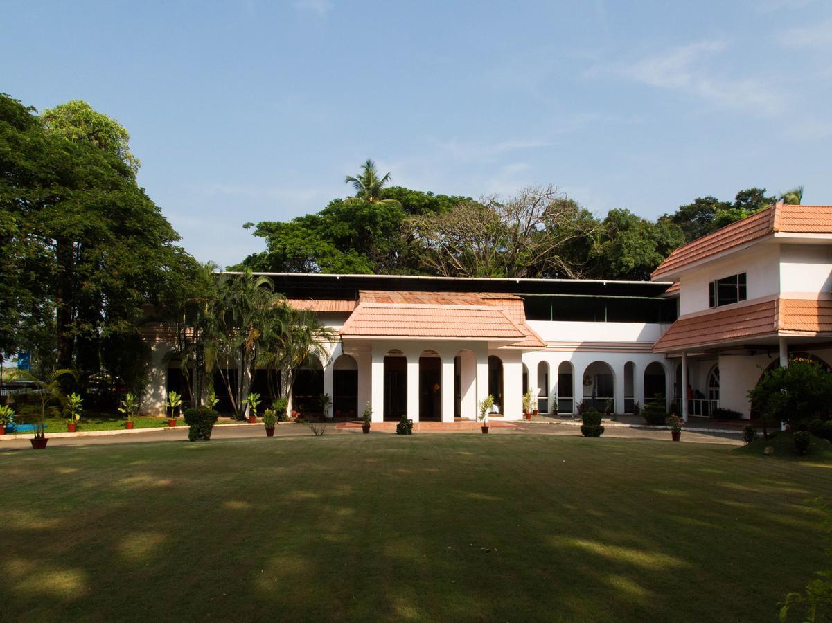 Ats Willingdon Hotel Kochi Kültér fotó
