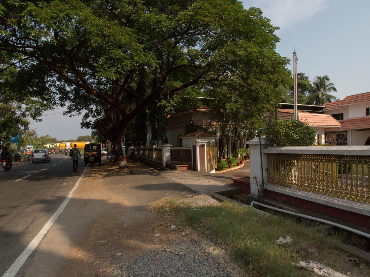 Ats Willingdon Hotel Kochi Kültér fotó