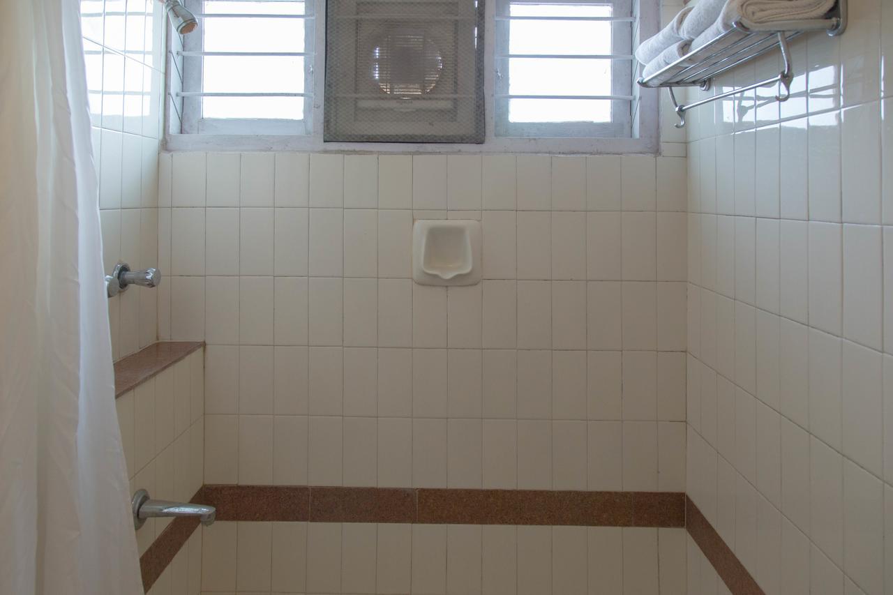 Ats Willingdon Hotel Kochi Kültér fotó