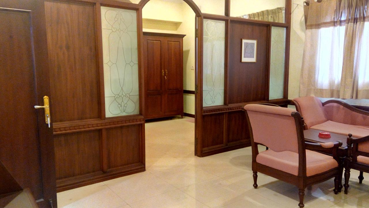 Ats Willingdon Hotel Kochi Kültér fotó