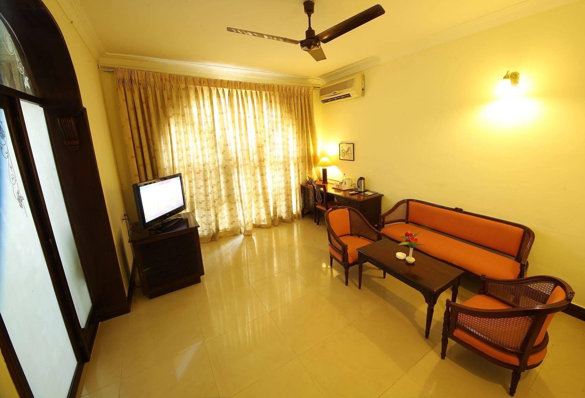 Ats Willingdon Hotel Kochi Kültér fotó