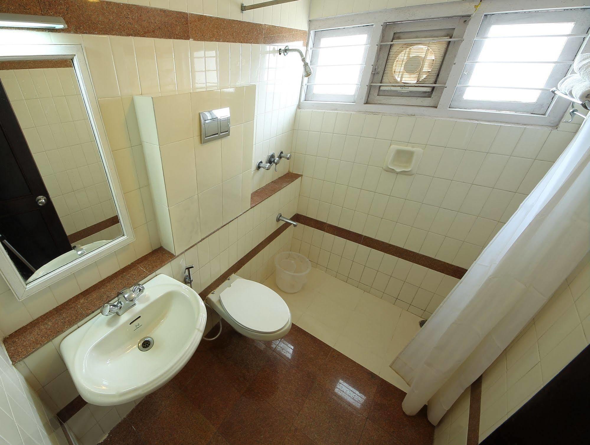 Ats Willingdon Hotel Kochi Kültér fotó